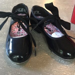 Toddler girls’ tap shoes NEW